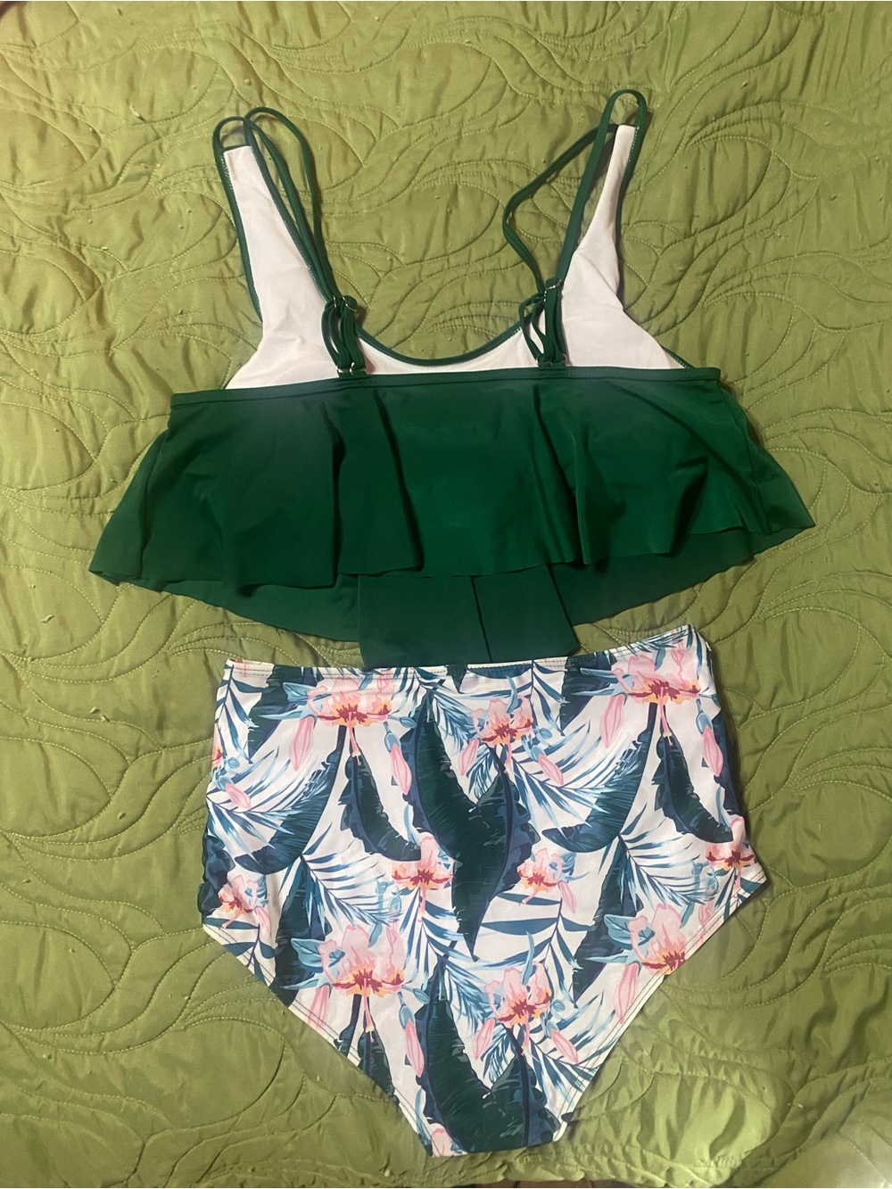 SHEIN Green Ruffle Tankini Top with Tropical Print High-Waist Bottoms - Picture 2 of 5